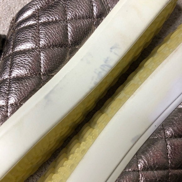 Ecco Metallic Sneaker Women Sz 41 US10 Wide Quilted Leather Bronze Casual Laced - Picture 11 of 11